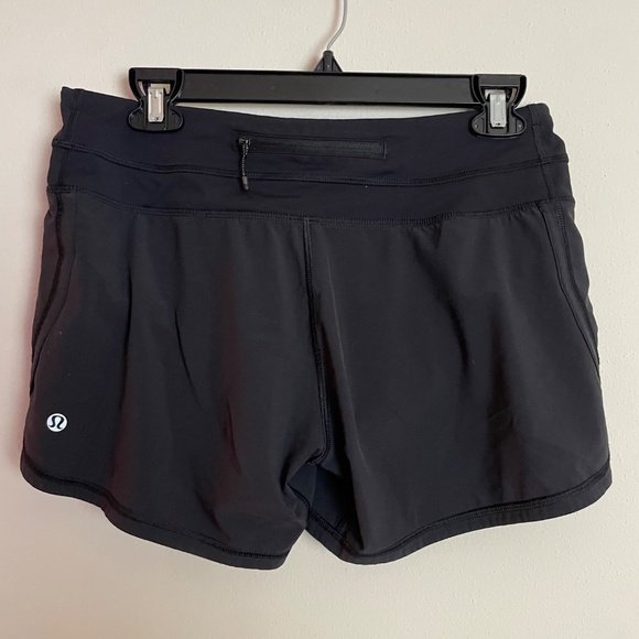 lululemon Groovy Run athletica Women's Athletic Shorts - Picture 4 of 6